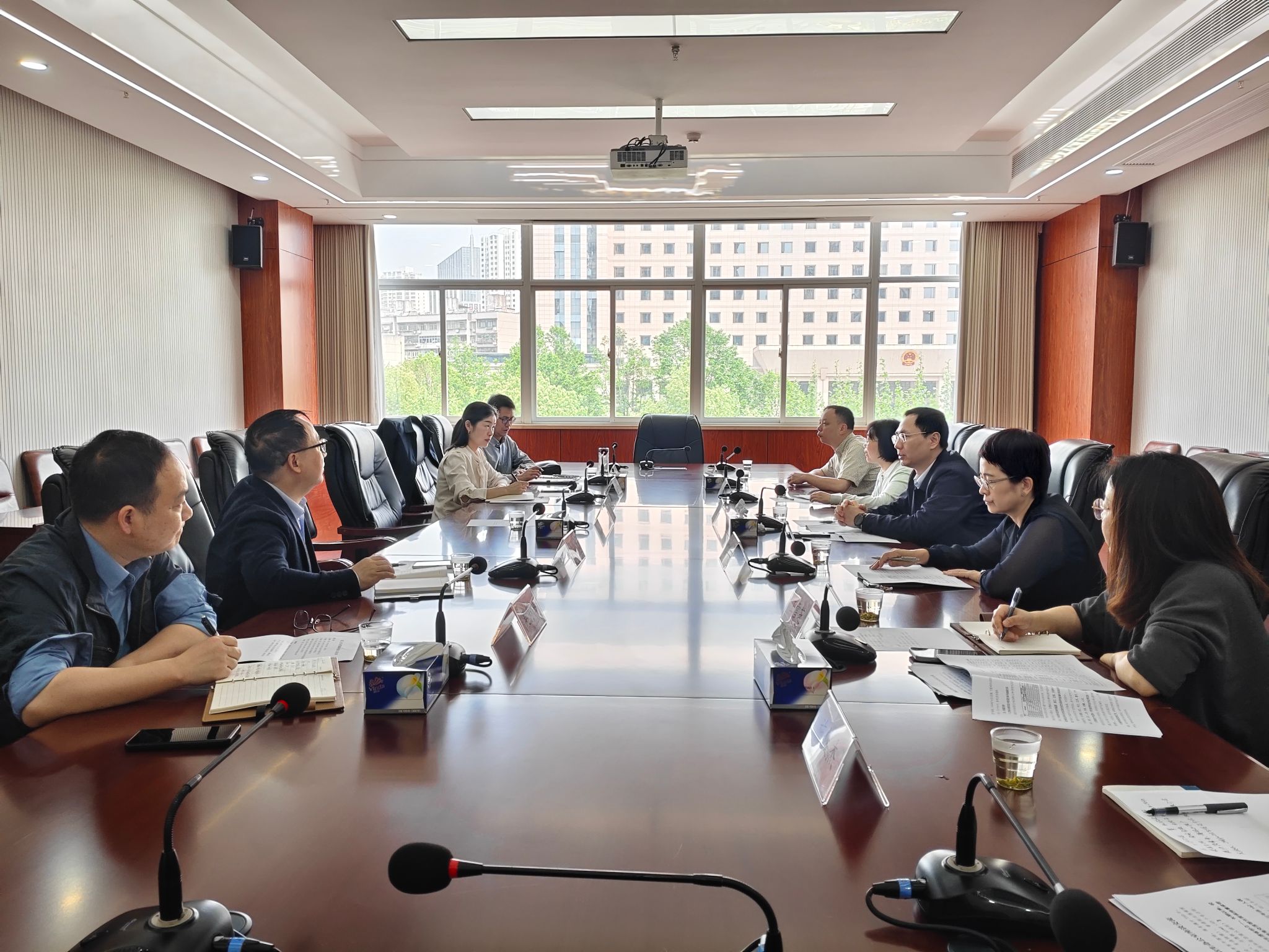 省招办,座谈2.jpg