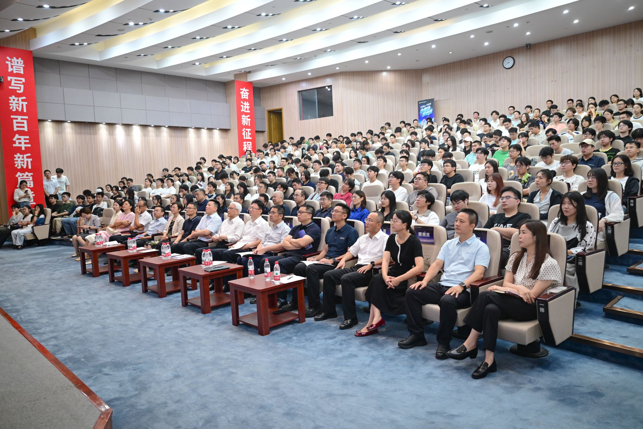 微信图片_20260916175556_7_11.jpg