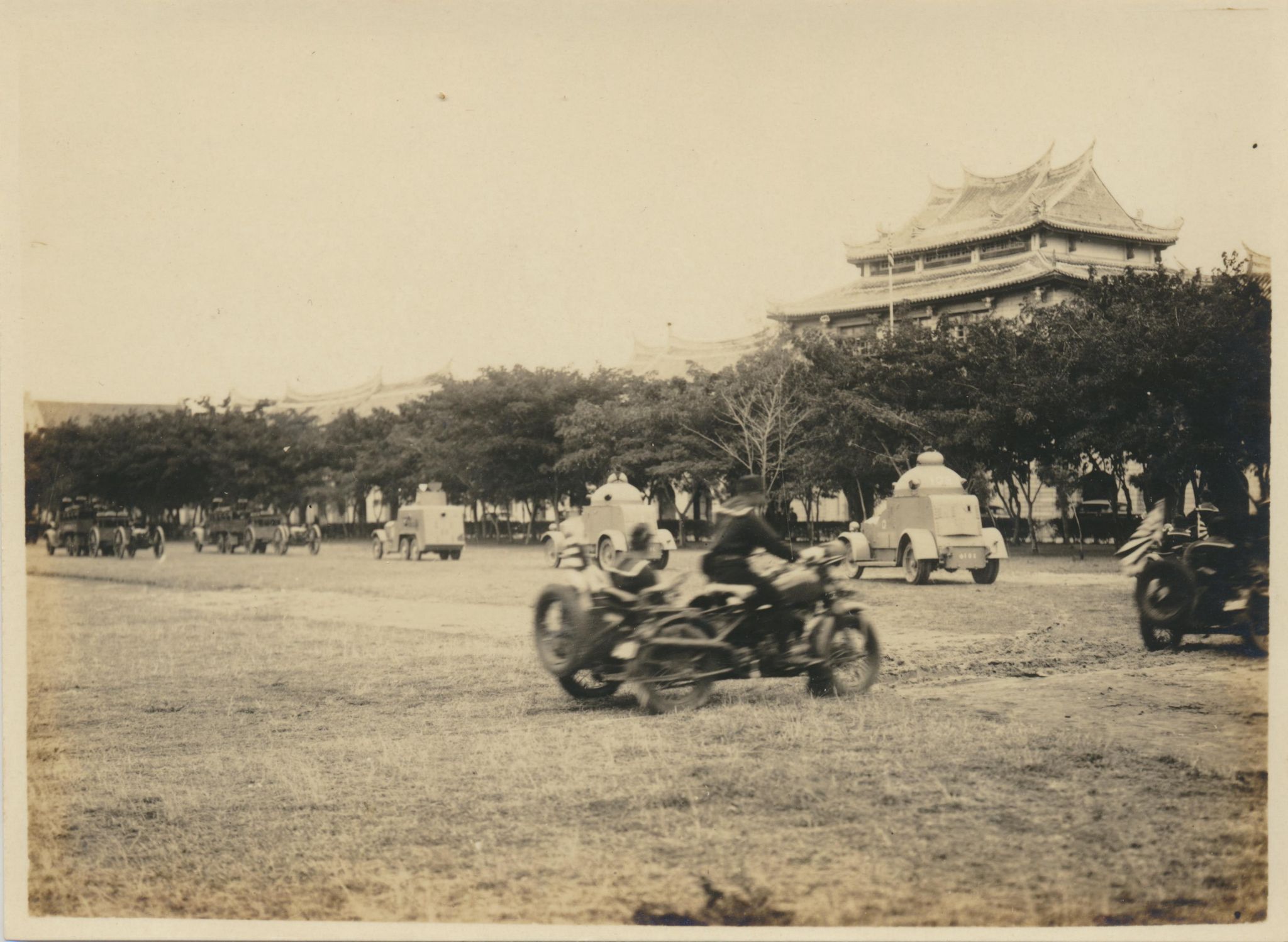 2-3-24.1938年,日军侵略厦门之厦大操场阅兵2