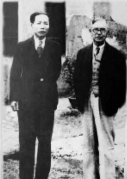 图9 1940年11月,陈嘉庚(右)与萨本栋(左)合影于长汀.png